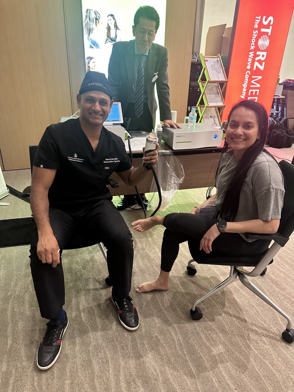 Training with leading shockwave specialists in Japan
